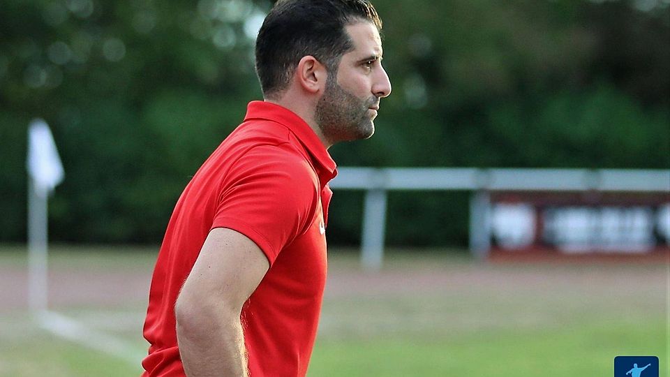 Majid Cirousse wird wohl Trainer des SV Kosova bleiben.