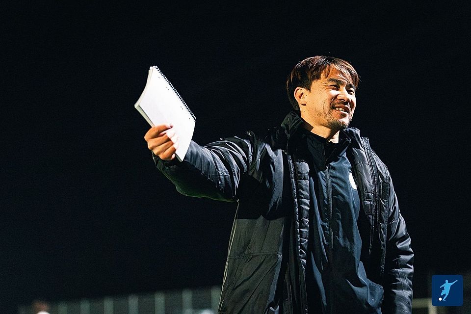 Basara-Chefcoach Shinji Okazaki hat nun einige neue Namen auf dem Zettel. Basara-Chefcoach Shinji Okazaki hat nun einige neue Namen auf dem Zettel.