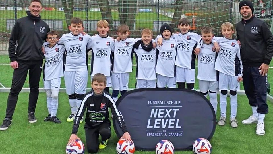 Kevin Carrino (l.) und Patrick Springer setzen mit ihrer Fußballschule „Next Level“ auf individuelle Förderung.
