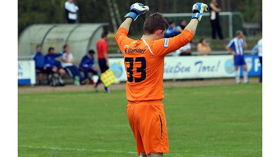 Eltersdorfs Torwart Markus Eckert konnte beim 4:2 in Stein einen Sieg bejubeln. Im nächsten Jahr soll der neue Coach Rene Ebert für so manches Erfolgserlebnis in der Kreisliga sorgen. Foto: Roland Fengler