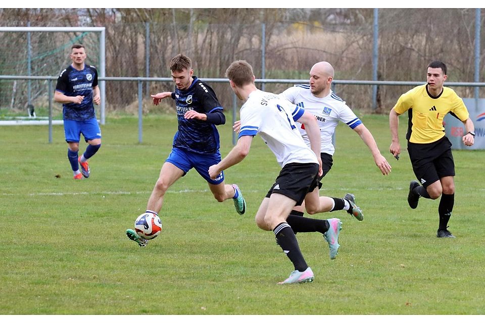SVP gegen SV Ohlstadt am 04.04.26 ab 13 Uhr (2. Halbzeit).Am Ball: Nr. 21 Dario Matijevic. Foto: Dagmar Rutt