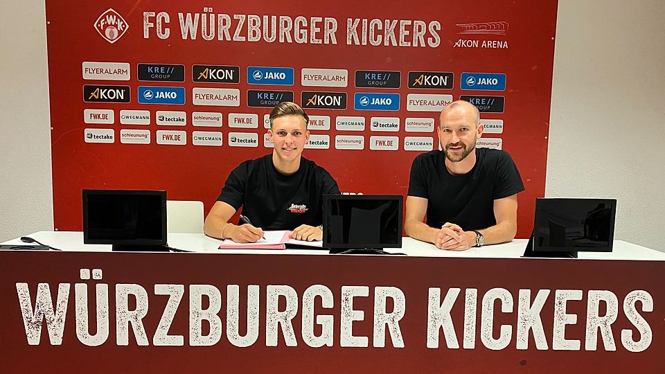 Fabian Wessig (li.) hat bei den Kickers einen Vertrag bis 2024 unterschrieben 