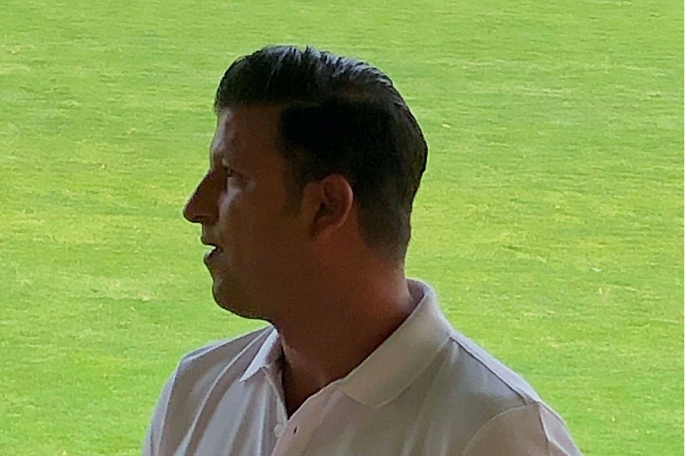 War am Mittwochabend beim Testspiel des SV Straelen: Michele Lepore, Ex-Trainer des FC Kray, ist aktuell vereinslos.