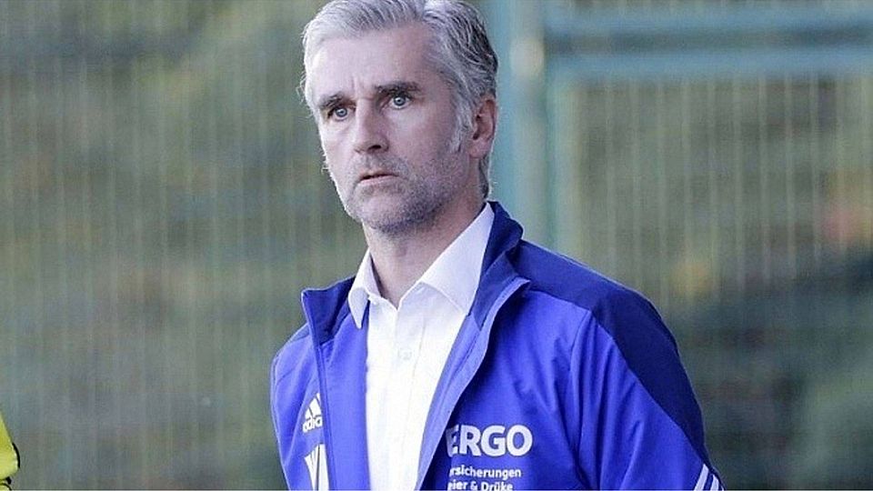 Wilfried Neuschäfer bleibt Trainer des SuS Westenholz. Foto: Martinschledde