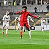 FC Bayern II-Angreifer Kusi-Asare blieb gegen den FC Augsburg II ohne Treffer. Die Münchner Zweitvertretung verlor gegen den FCA das vierte Spiel in Serie.