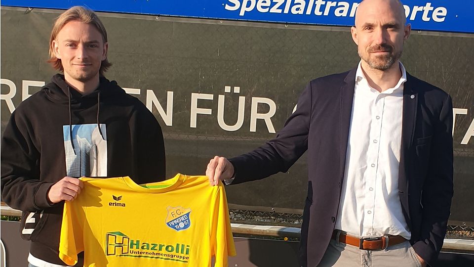 Pipinsrieds Neuzugang Dominik Schröder (li.) mit Coach Andreas Thomas 