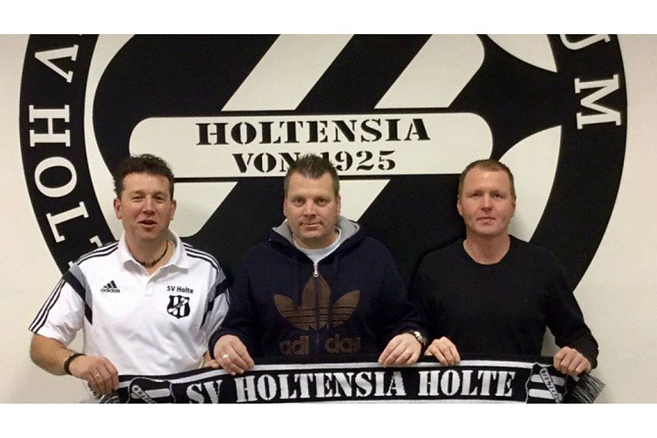 Sascha Hölzen (Mitte) wird im Sommer neuer Trainer in Holte.