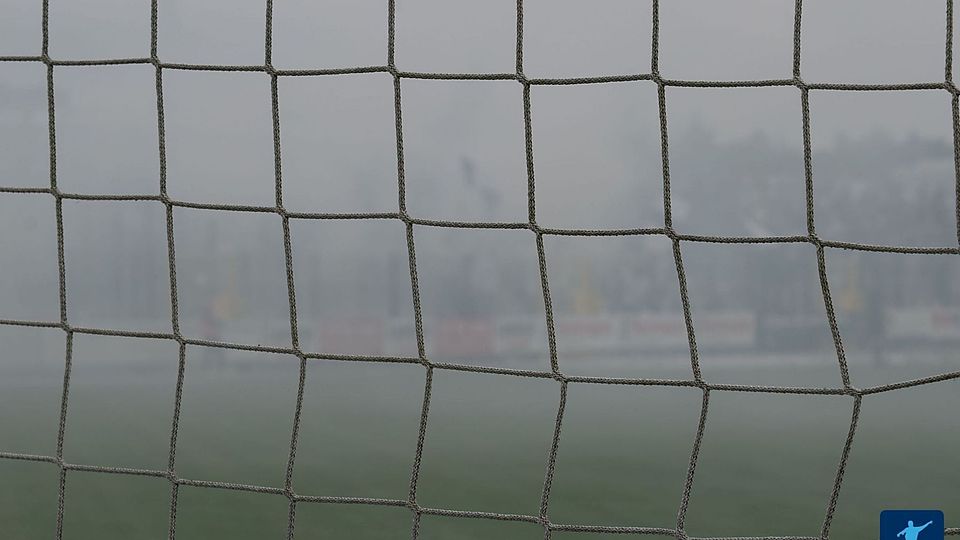 Das Landesliga-Derby GSV Moers gegen SV Scherpenberg endete mit einem Knall. 