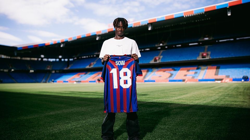 Der italienisch-senegalesische Flügelspieler Asane Sow schlißt sich dem FC Basel 1893 an