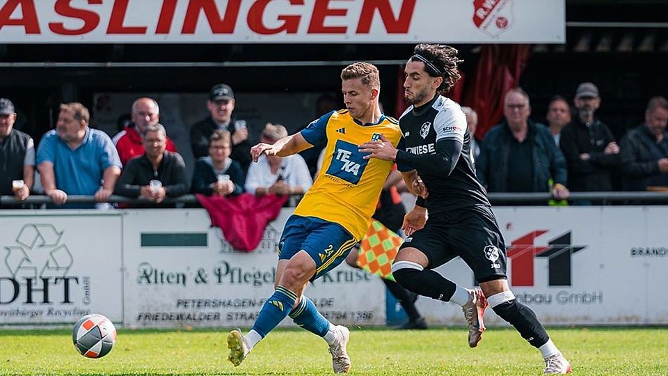Vreden (in Gelb) grüßt nach vier Spieltagen von Tabellenspitze.