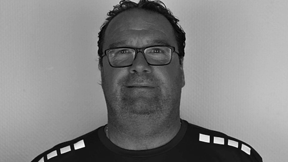 Thomas van Wickeren ist mit 58 Jahren verstorben.