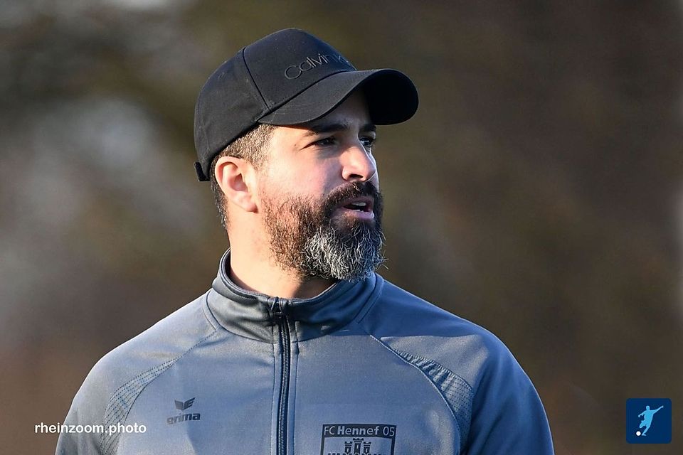 Gelingt Nils 'Tex' Teixeira und dem FC Hennef die Vorentscheidung im Klassenkampf?