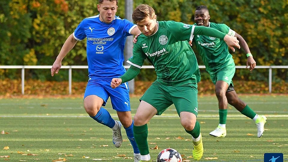 Der SV Sodingen (in grün) und der Hombrucher SV stecken mitten im Kampf um den Klassenverbleib.