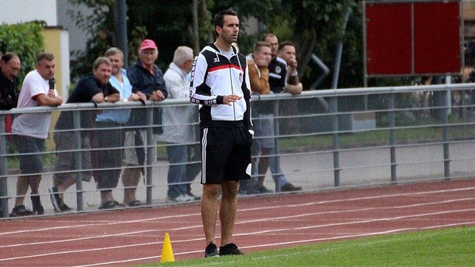 Andreas Stadler ist um seinen Trainerjob beim ETVS 09 Landshut nicht zu beneiden  F: Herrmann