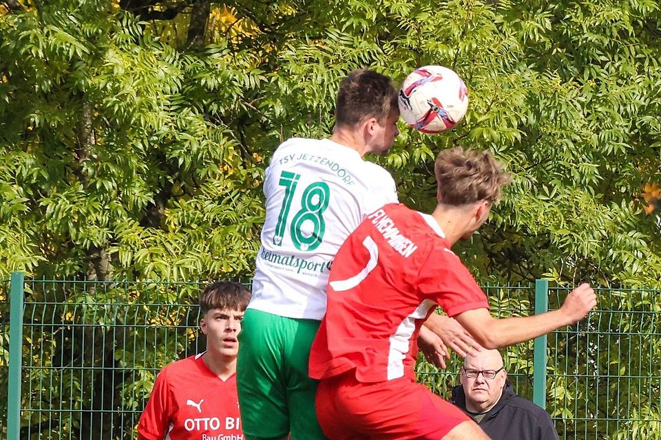 Der TSV Jetzendorf wollte auch gegen Illertissen II siegen. Der TSV Jetzendorf wollte auch gegen Illertissen II siegen.