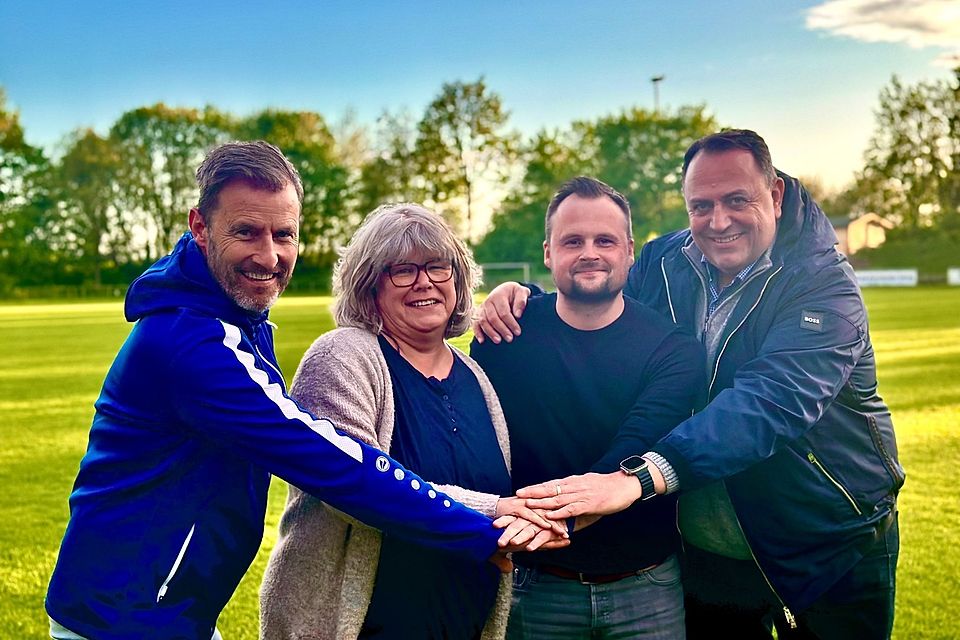 Aufgenommen in den Vorstand des SV Glehn: Sven Jakat (2.v.r.) mit Jürgen Dressler, Andrea Jakob und Norbert Jurczyk (v.r.)