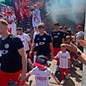 Der FC Sturm Hauzenberg musste sich dem TSV Wasserburg im Relegationsrückspiel mit 0:2 geschlagen geben. Die Gäste setzten sich nach Hin- und Rückspiel insgesamt verdient durch und durften anschließend den Aufstieg in die Bayernliga bejubeln.