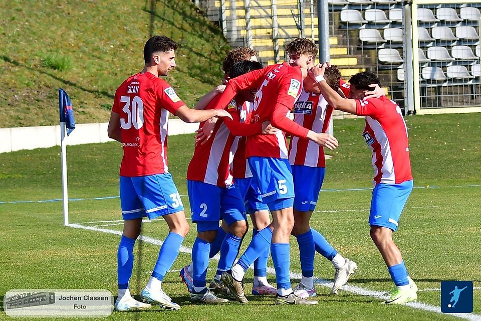 Der Wuppertaler SV gewinnt in Köln.