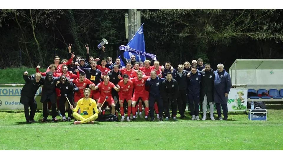 Siegten in einem heiß umkämpften Verbandspokal-Halbfinale: die Regionalliga-Fußballer vom TSV Schott Mainz. Foto: TSV Schott/Chiara Puci
