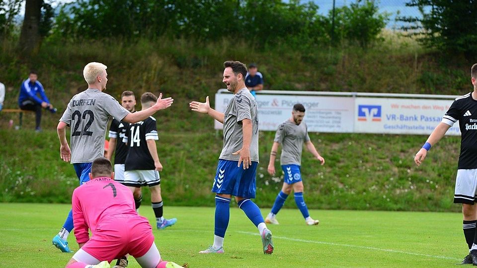 Der TSV Dorfen holt sich die nächsten drei Punkte (Archivbild).