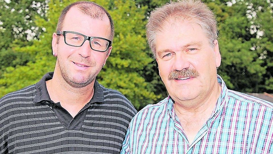 Freuten sich, dass wieder einmal dreifach gepunktet werden konnte: HSV-Trainer Dirk Lehmann (links)und der sportliche Obmann Hans-Theo Görres.