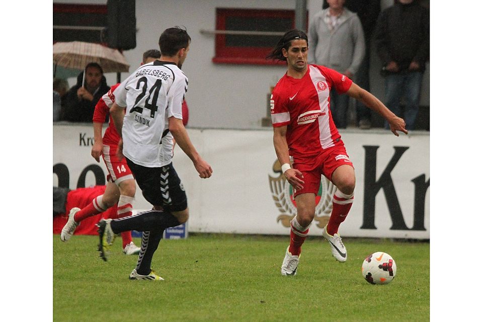 Süleyman Kapan (r.) schoss Rathenow in den DFB-Pokal.  F: Schwandt