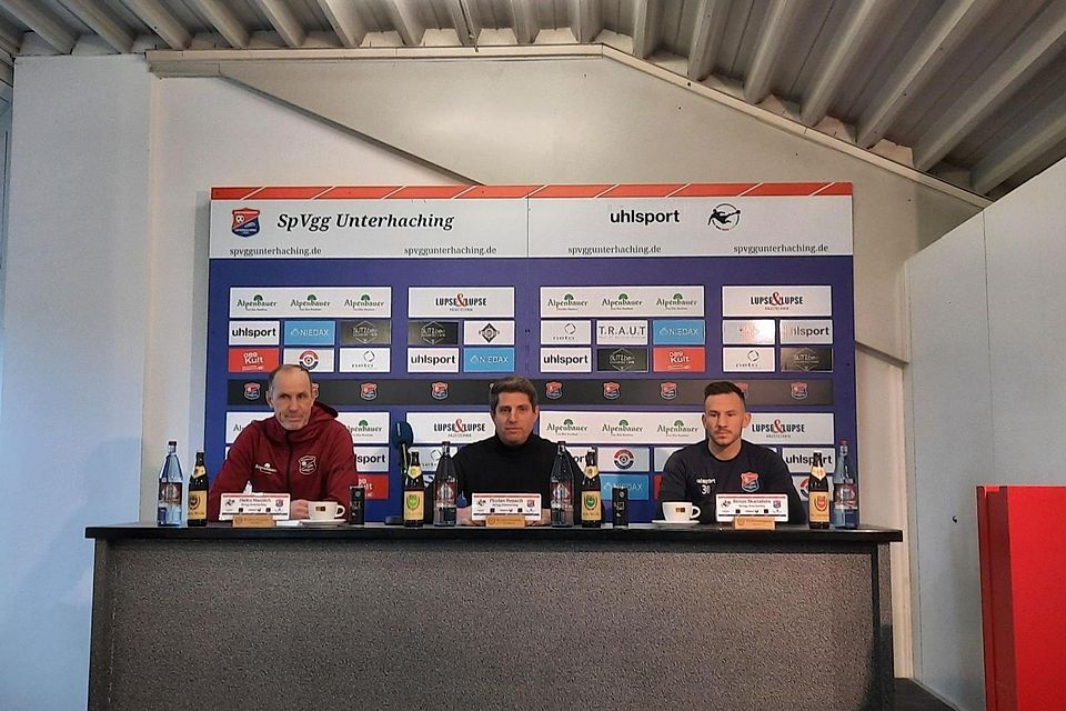 Seit 18 Spielen ist die SpVgg Unterhaching ohne Sieg, an der Essener Hafenstraße soll es endlich mal wieder klappen: (v.l.) Trainer Heiko Herrlich, Pressesprecher Florian Rensch und Führungsspieler Simo Skarlatidis.