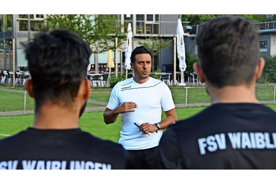 Giuseppe Catizone leitet jetzt die Bezirksliga-Mannschaft des FSV Waiblingen an.   Foto:Maximilian Hamm