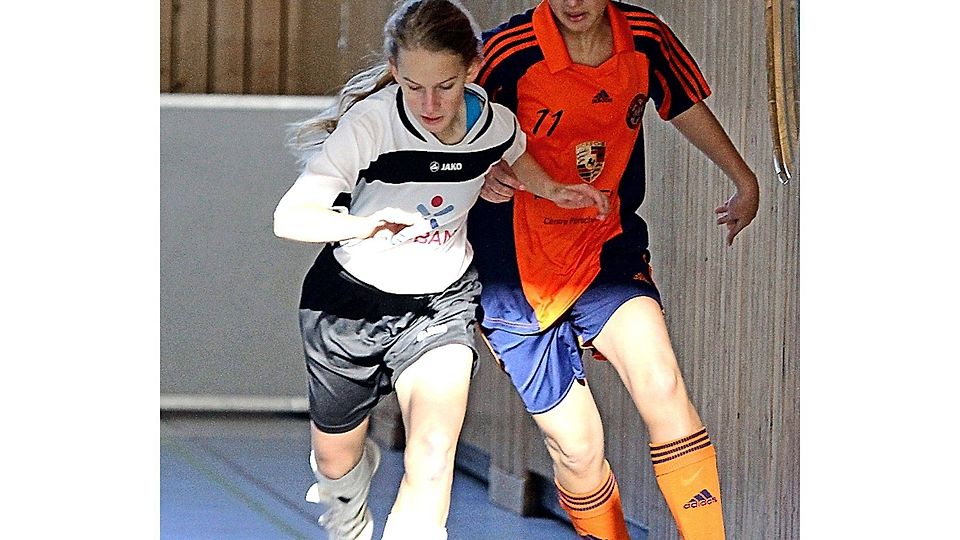 Ab heute steht beim Girls-Cup des SC Regensburg in der Clermont-Ferrand-Halle drei Tage lang Mädchenfußball im Blickpunkt.  Foto: Brüssel