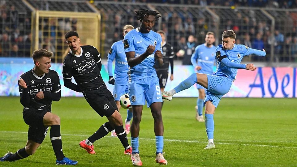 Verlassen Julian Guttau (re.) und Dickson Abiama den TSV 1860 München?