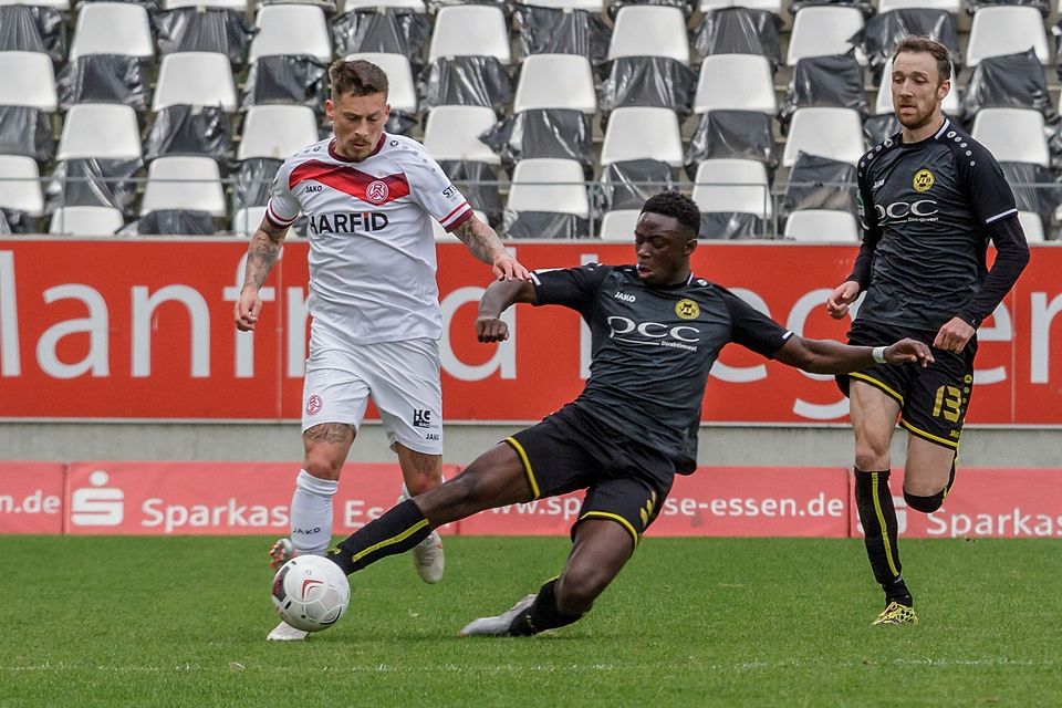 Kingsley Marcinek (rechts) zu Regionalliga-Zeiten beim VfB Homberg. Kingsley Marcinek (rechts) zu Regionalliga-Zeiten beim VfB Homberg.