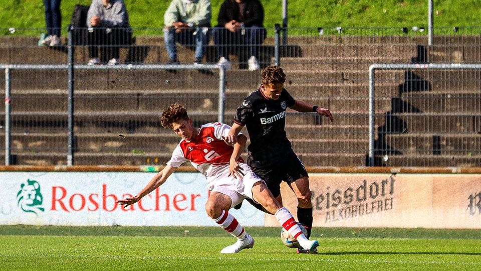 Sowohl die U19 als auch die U17 von Bayer Leverkusen haben knapp gewonnen.