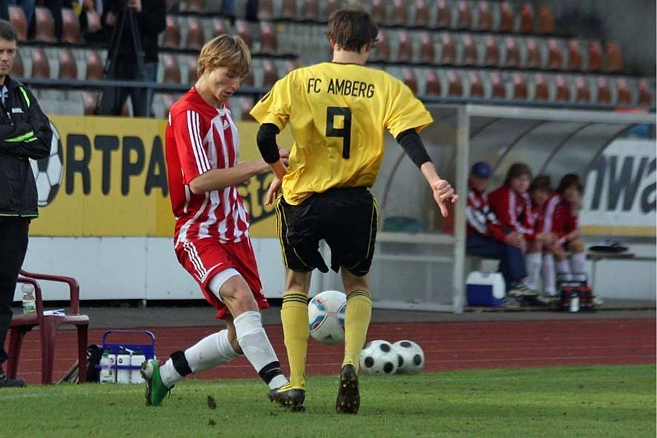 Dieses Mal will Dennis Sperl (l.) und seine ASV Kollegen wieder vorbei am Gegner. Foto: Groitl