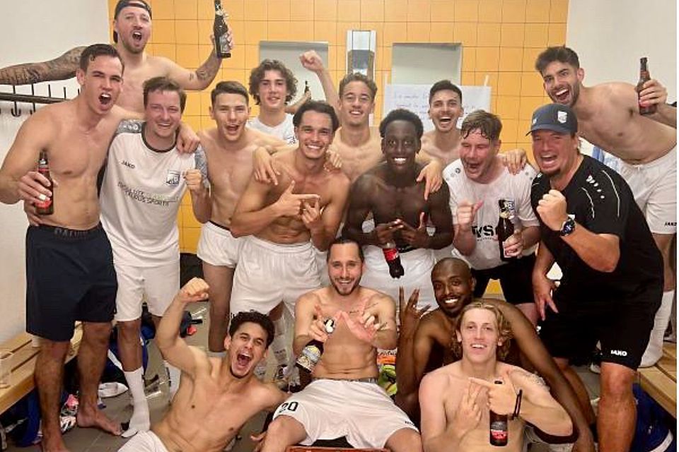 So sehen Sieger aus - Bassersdorf gewinnt in Herrliberg.