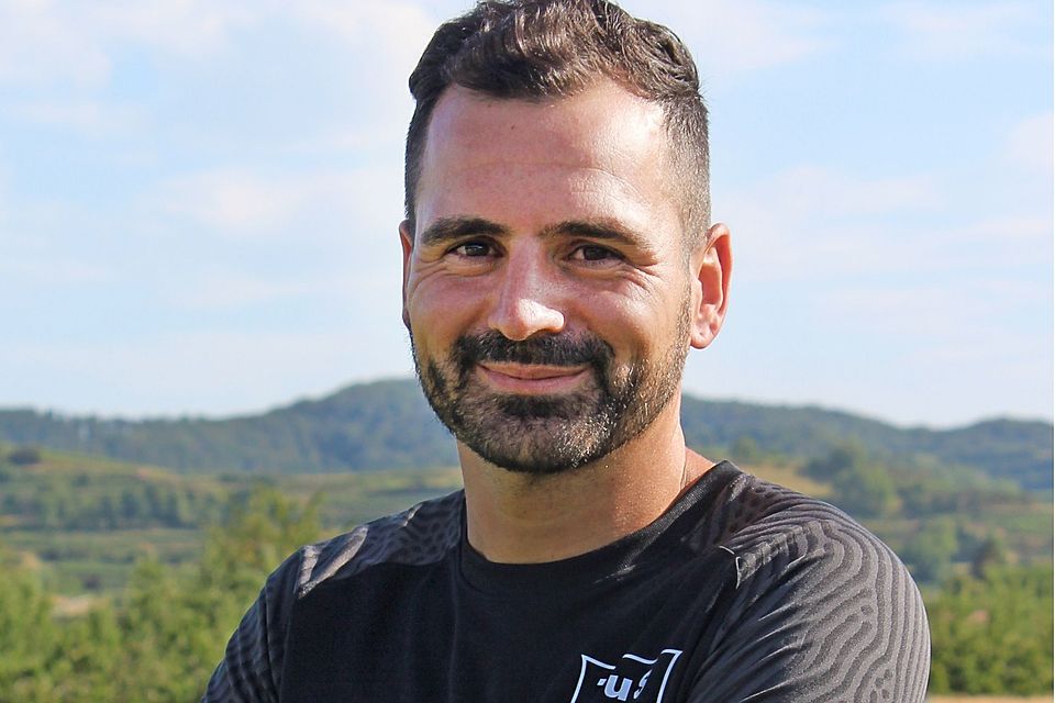 Markus Strack vom Trainerteam des TuS Königschaffhausen möchte sich nicht darauf verlassen, was auf anderen Plätzen geschieht, sondern den Klassenerhalt aus eigener Kraft realisieren.