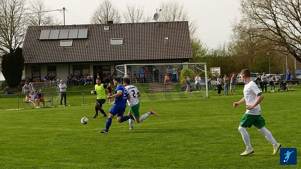 Fabian Schrodi - in jedem Spiel für einen Treffer gut - traf gegen Bächingen bereits in der ersten Minute.
