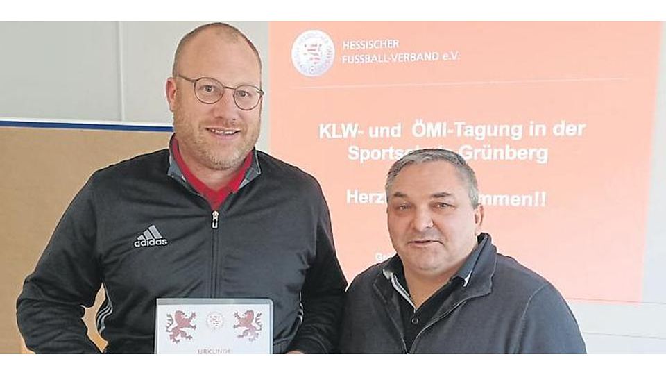 Der Hessische Fußballverband hat Sebastian Müller (SSC Burg) und Joachim Spahn (TSV Eibach) für ihr langjähriges Engagement geehrt. 