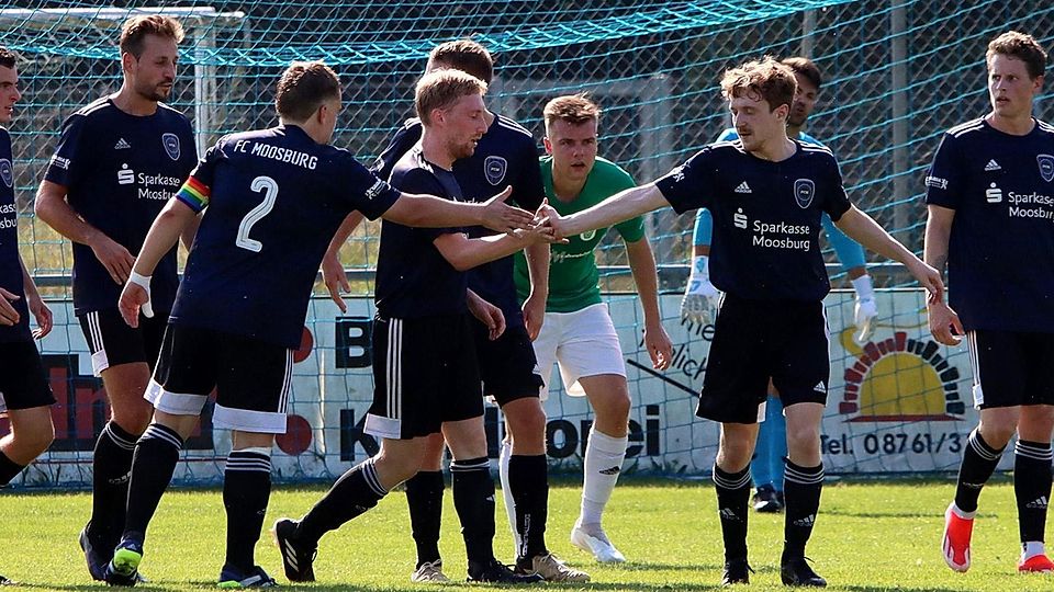 Die Ballermänner der Freisinger Kreisklasse: Die Fußballer des FC Moosburg durften in der laufenden Saison schon 45 Mal jubeln. Die beiden wichtigen Spiele gegen Verfolger Marzling hat der Tabellenführer aber verloren.