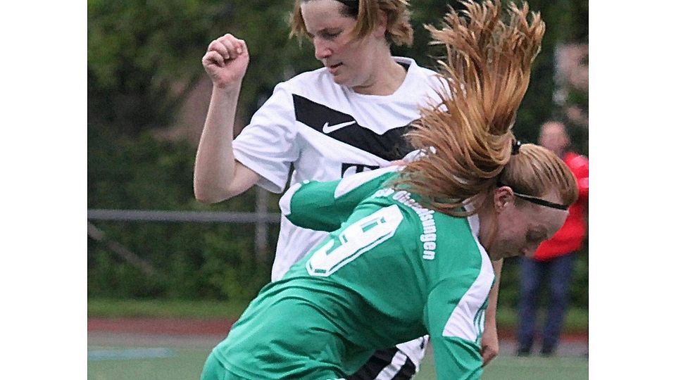 Der Pokal hat bekanntlich seine eigenen Gesetze: gut für Hessenligist FSV Schierstein 08. Der Club steht kurz vor dem Einzug ins Hessenpokalfinale der Frauen, muss zuvor aber noch den zwei Klassen höher agierenden Regionalligisten TSV Jahn Calden aus dem Weg räumen. Archivfoto: Nicole Wagner