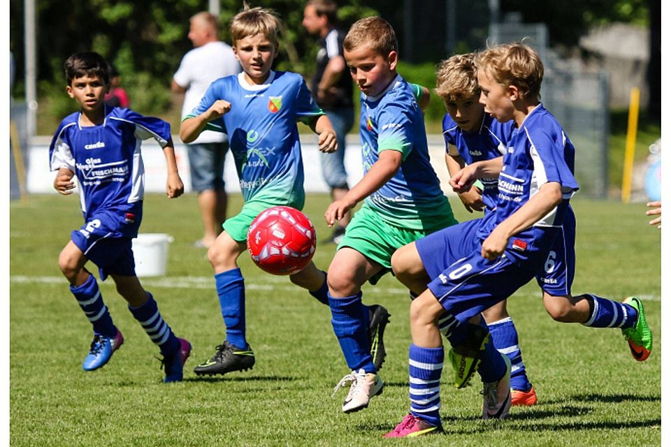 Zurück auf dem Platz? Den Merkur CUP (unser Foto) mussten wir schweren Herzens absagen. Die Liga-Spiele sind auch auf Eis gelegt. Wenn es nach dem DFB ginge, sollte aber zumindest Training möglich sein. 