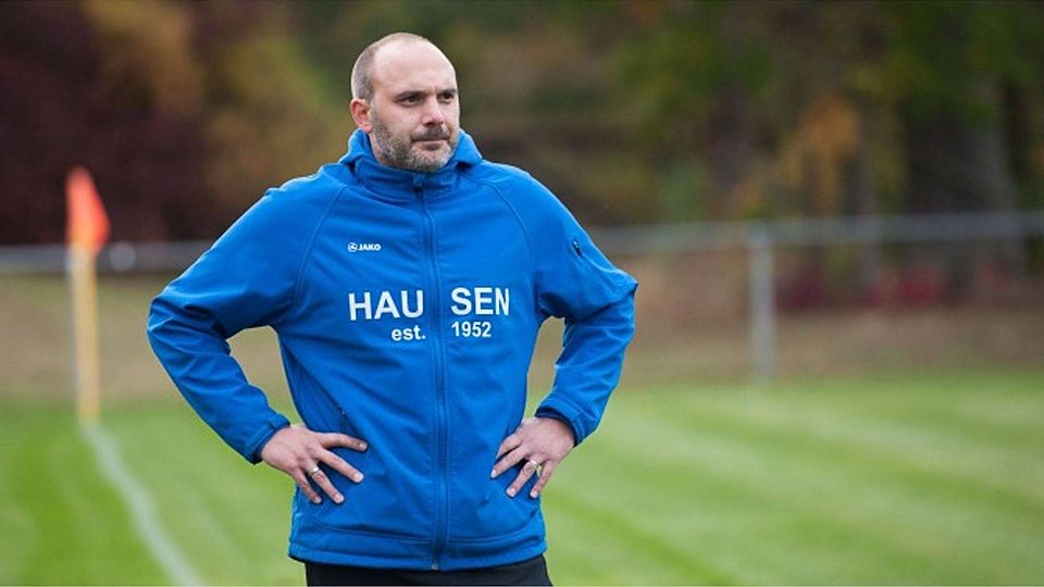 Schöne Bescherung: TSV-Coach Bernd Zwirner ist bedient Foto (Archiv): Schmidt