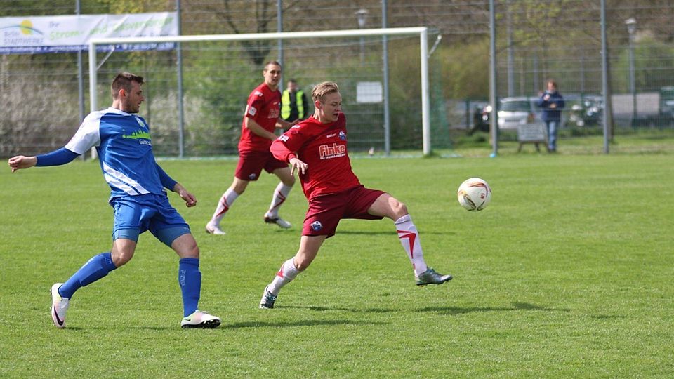 Drei Punkte sollen her: Die U23 des SC Paderborn 07 um Igor Safonov (r.) möchte im Heimspiel gegen den TSV Marl Hüls einen Sieg einfahren. F: Heinemann