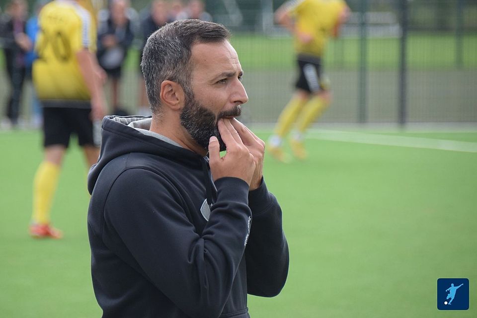 Ferhat Ökce bleibt Cheftrainer beim TSV Weeze.