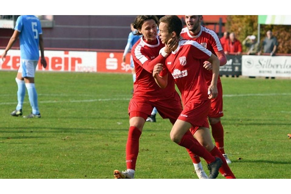 Marko Cosic erzielt den Rainer Ausgleich gegen die Seriensieger aus München. F: Jung