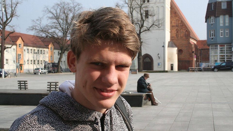 Wilhelm Tarnow pfeift mit 18 Jahren in der Landesklasse. Foto: lrs