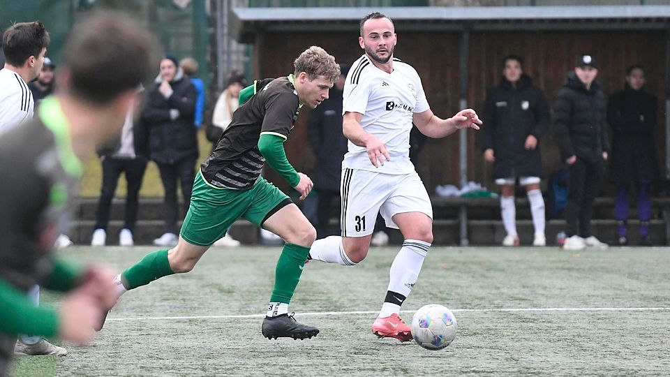 08.11.2025, Tus Geretsried II - DJK Waldram, THOMAS SCHNADERBECK, JOSIP GOSPOCIC,  Foto: Hans Lippert
