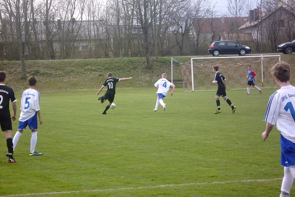 Jonas Huber (3. v. li.) erzielte zwei der neun Treffer. F: Frank