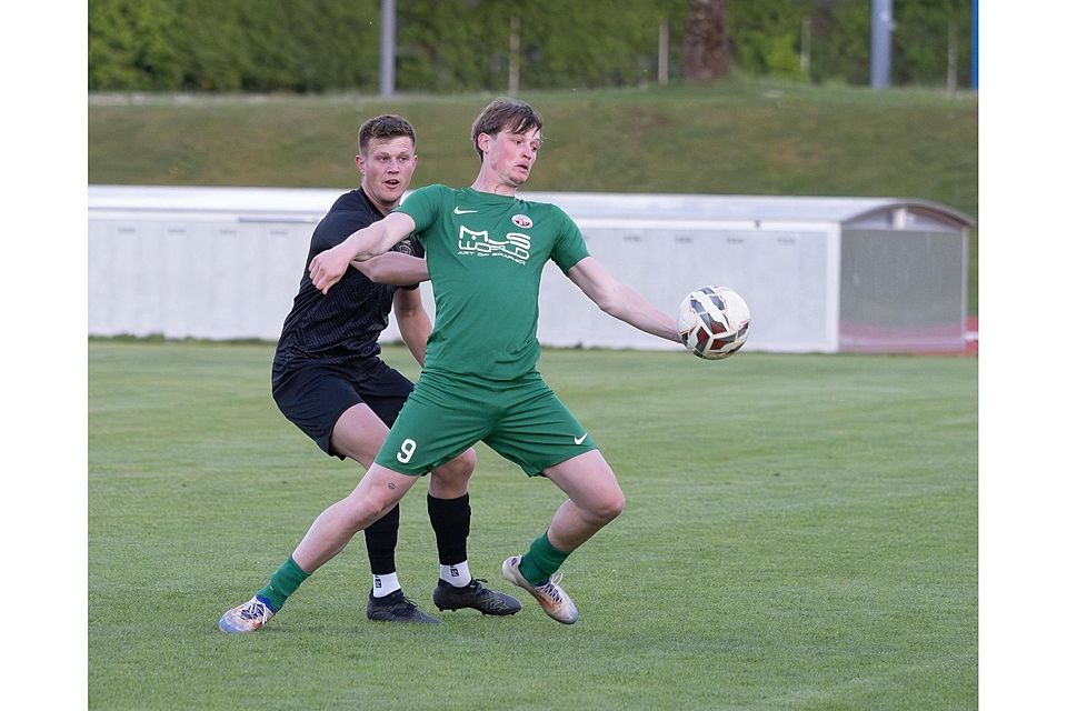 FB KL Baldham (grün)  Niiklas Peter vs Steinhöring  Johannes Redl