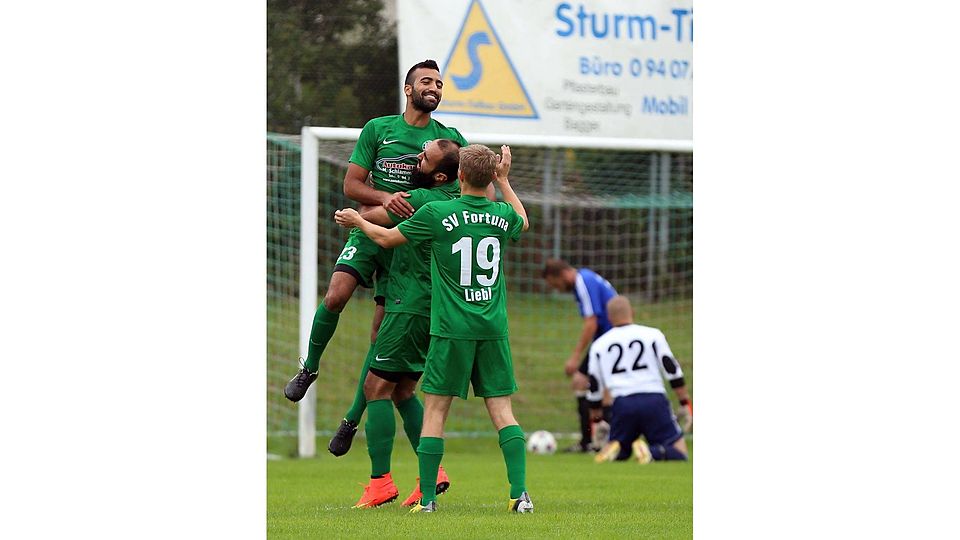 Der Torgarant beim SV Fortuna Regensburg: Ibrahim Hezer (oben) F: Brüssel