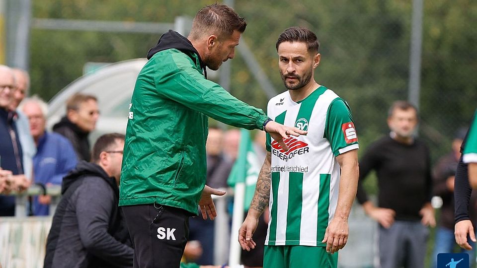 Patrick Drofa (re.) ist ein Vorzeigefußballer 